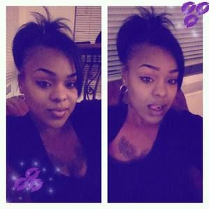 Meet your Posher, Akilah